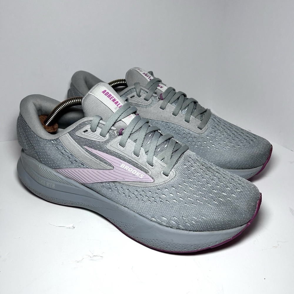 Brooks Adrenaline GTS 24 Running Sneakers Women's 8.5 M Grey Athletic EUC